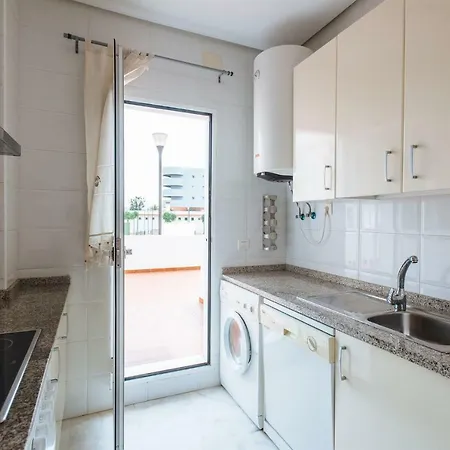 Playa Del Cantil, 3 Bedrooms And 2 Free Parking *