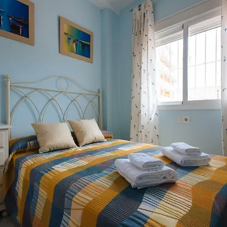 Playa Del Cantil, 3 Bedrooms And 2 Free Parking *