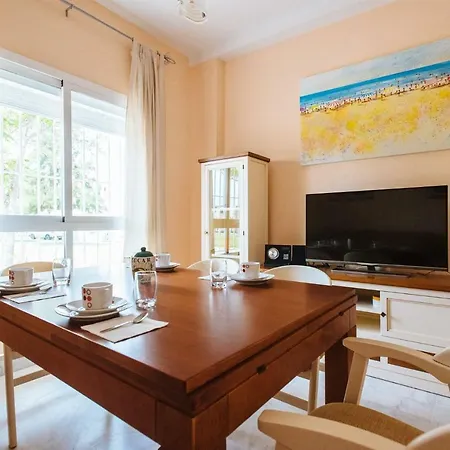 Apartment Playa Del Cantil, 3 Bedrooms And 2 Free Parking *